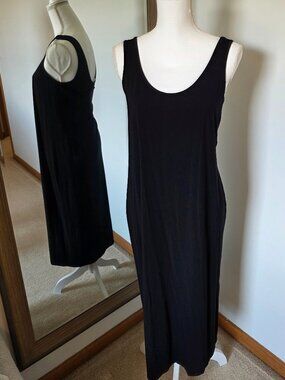 Lou & Grey Sleeveless Midi Dress